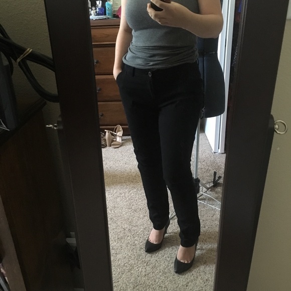 Old Navy Black Cotton Business Casual Skinny Pant - Picture 2 of 6
